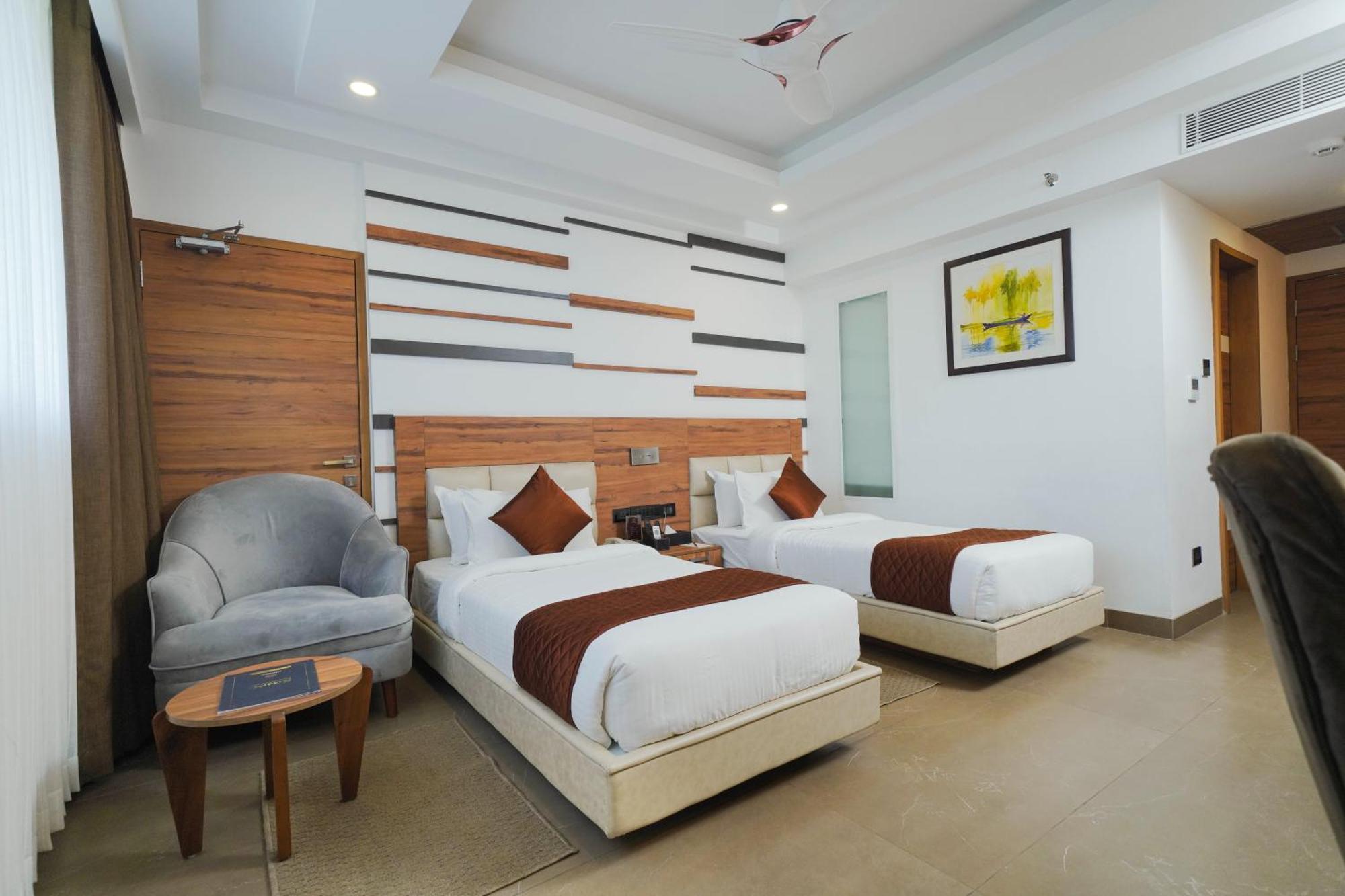 Classic Regency Alappuzha Bagian luar foto